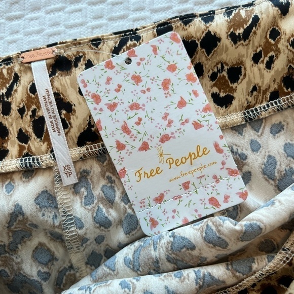 FREE PEOPLE Avas Print Miniskirt In Tan Combo - Picture 11 of 14